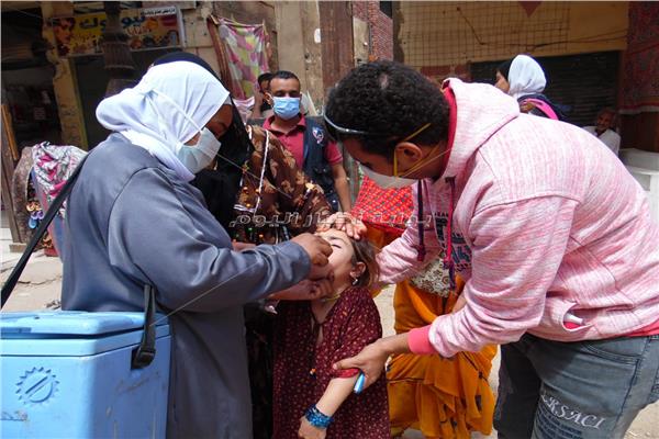 إنطلاق حملة التطعيم ضد شلل الأطفال بأسوان
