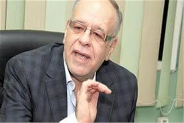 الدكتور أحمد الشامي، الخبير في النقل البحري