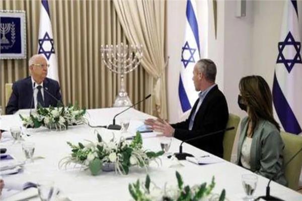 الرئيس الإسرائيلي ريئوفين ريفلين في مشاورات مع الأحزاب السياسية - صورة أرشيفية