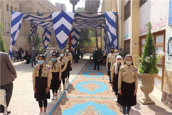 محافظ القاهرة يتفقد مدرسة فاطمة النبوية