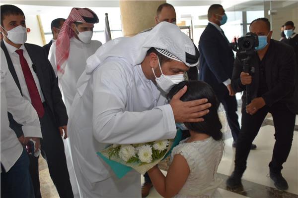 سفير دولة الإمارات بالقاهرة في مستشفى شفاء الأورمان