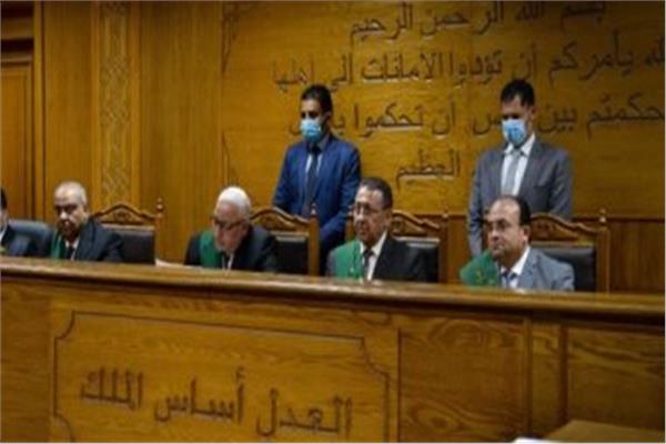 هيئة المحكمة برئاسة المستشار محمد السعيد الشربيني 
