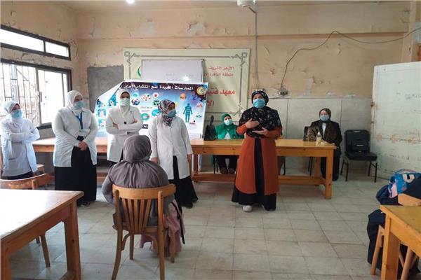 طالبات كلية تمريض  الأزهر يقودن حملات توعية للوقاية من فيروس كورونا