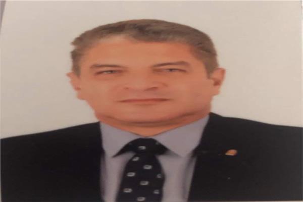 الطيار عمرو أبو العينين رئيس مجلس إدارة الشركة القابضة لمصر للطيران