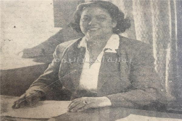 سعاد حسين» أول ممرضة تحمل رسالة الدكتوراه - أرشيف أخبار اليوم