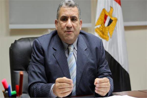 الدكتور  أشرف الزيات  رئيس مركز كبار الممولين بمصلحة الضرائب المصرية