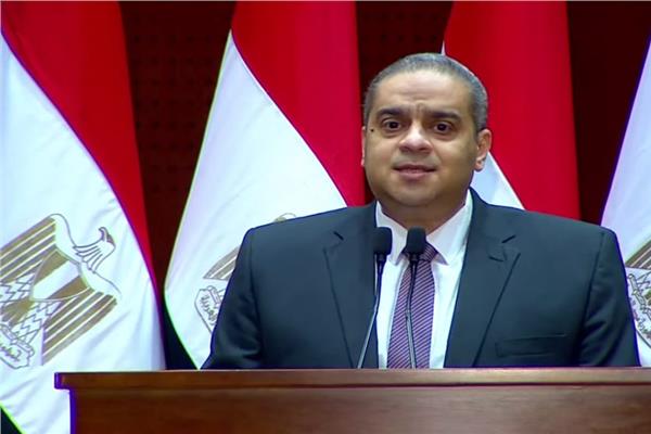 رئيس هيئة الدواء لعمال مصر