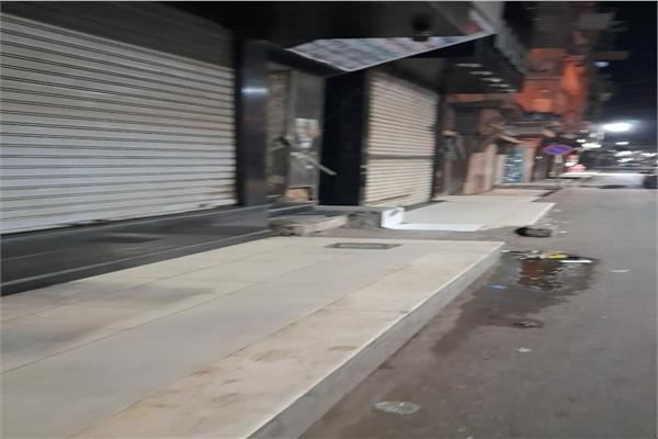 حملة تطهير مكبرة بشوارع مدينة طنطا بعد إغلاق المحلات