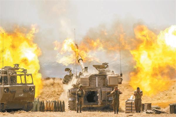 المدفعية الإسرائيلية تقصف قطاع غزة   