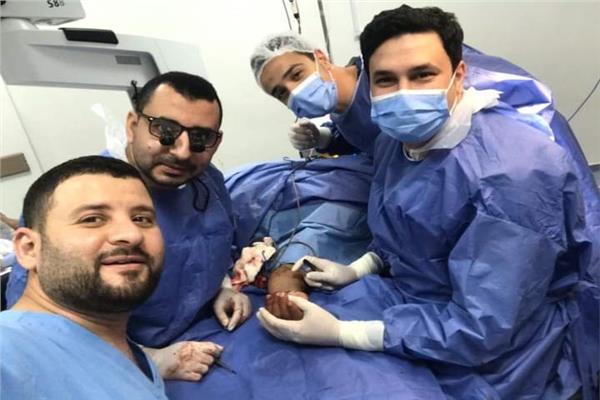  فريق جراحة التجميل بمستشفيات جامعة المنوفية ينجح في إعادة يد مبتورة للحركة و الحياة..