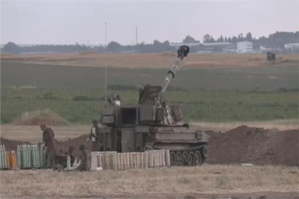  إسرائيلية تقصف غزة بمئات القذائف المدفعية