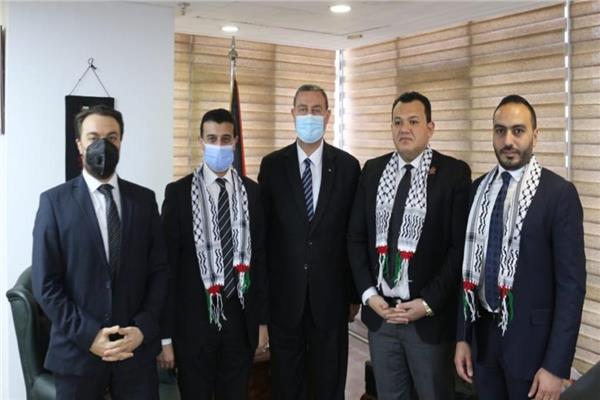 السفير الفلسطيني يطلع برلمانيين مصريين على تطورات العدوان الإسرائيلي على غزة