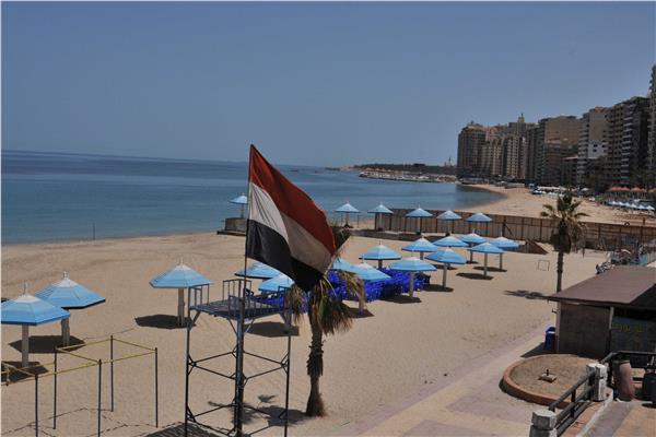 إعادة فتح 66 شاطئا بالإسكندرية