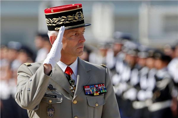 الجنرال "فرانسوا لوكوانتر" رئيس أركان الجيوش الفرنسية