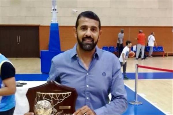 ياسر عبد الوهاب المدرب العام لفريق كرة السلة الأول بنادي الزمالك
