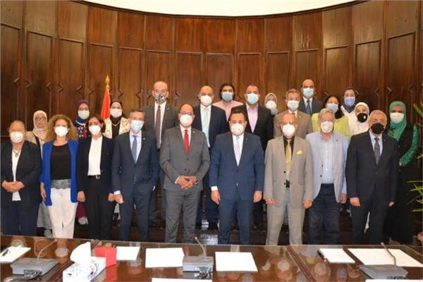 وفد الوكالة الفرانكفونية AUF فى زيارة لجامعة الاسكندرية لبحث  تطوير المجالات البحثية والعلمية