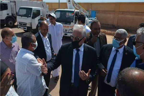محافظ جنوب سيناء يتابع أعمال حماية أبورديس