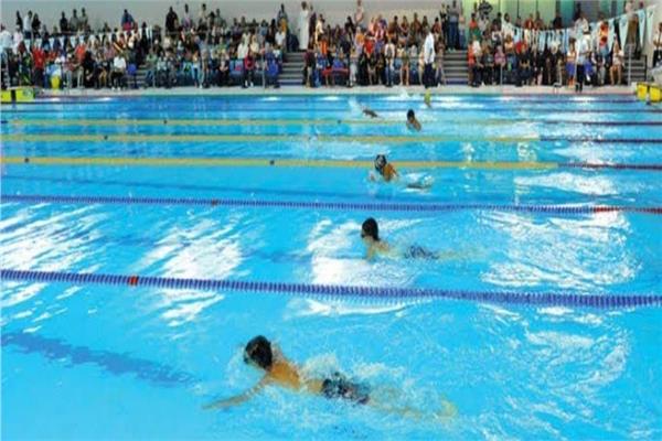 منافسات سباحة