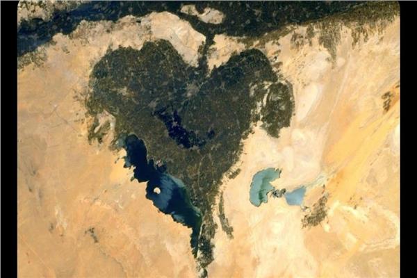 صورة مذهلة لمحافظة الفيوم من الفضاء