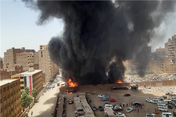 حريق في مخزن حي الهرم