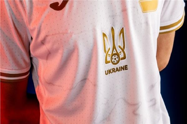 «اليويفا» يوافق على قميص المنتخب الأوكراني في «يورو 2020»