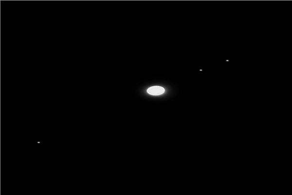 رصد عملاق نظامنا الشمسي يزين الافق الشرقيد  