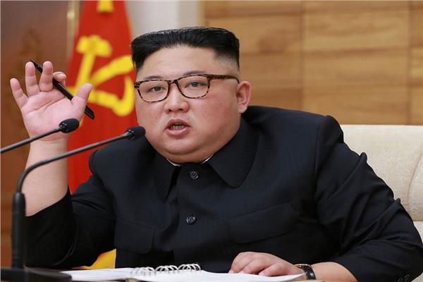  الزعيم الكوري الشمالي كيم جونغ