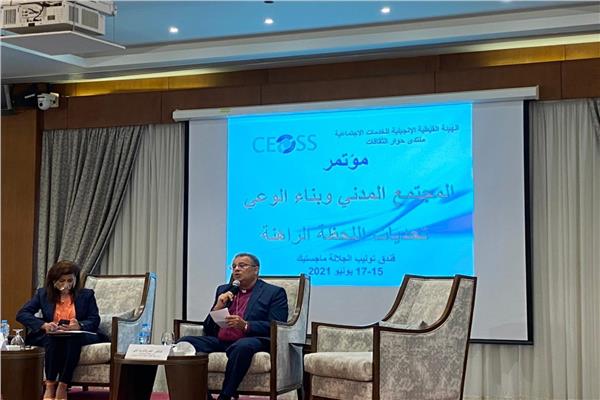 الدكتور القس أندريه زكي رئيس الطائفة الانجيلية بمصر