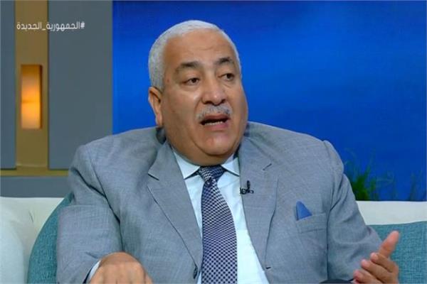 الدكتور أحمد بيومى رئيس جامعة السادات