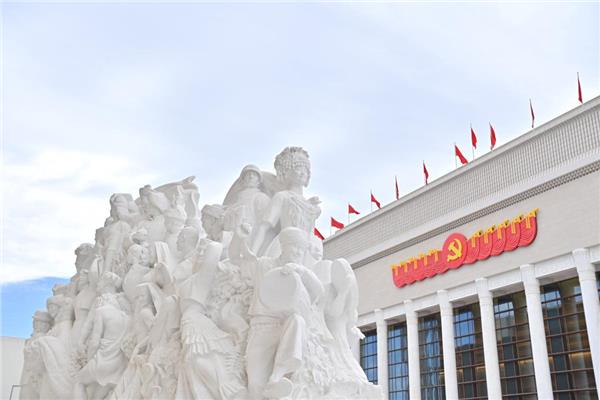 للمرة الأولى.. الكشف عن معرض تاريخ الحزب الشيوعي الصيني