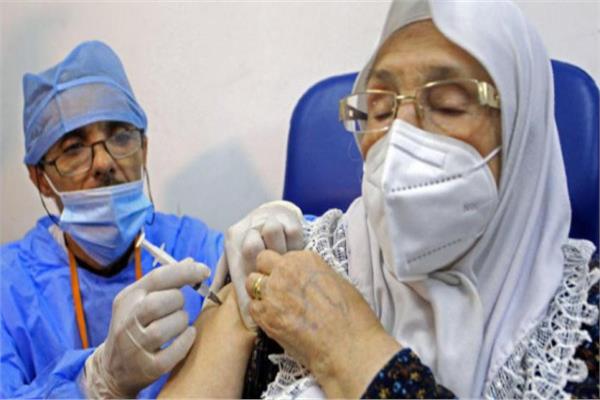 استمرار تلقي المواطنين للقاح كورونا