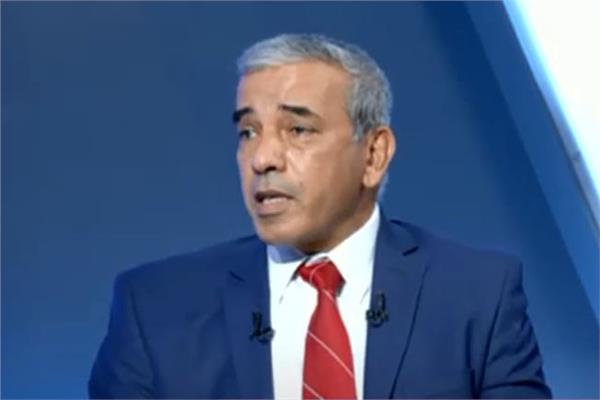 الدكتور عباس شراقي أستاذ الموارد المائية بجامعة القاهرة