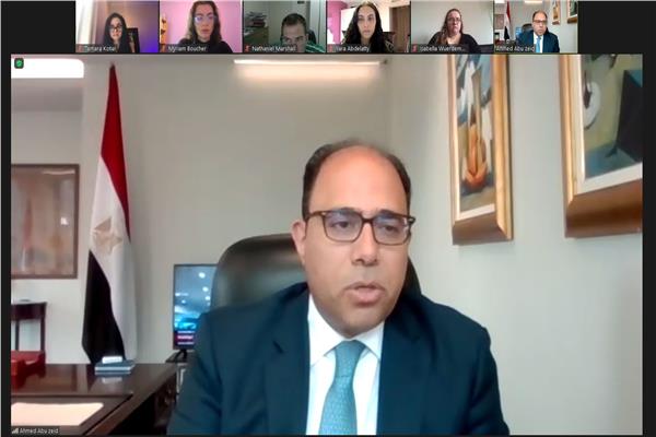 سفير مصر فى كندا يلقى محاضرة حول محددات وأولويات الأمن القومي المصري بجامعة أوتاوا