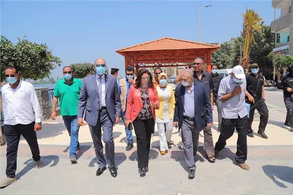 محافظ دمياط تفتتح  تطويرات كورنيش النيل وشارع بورسعيد بمدينة السرو 