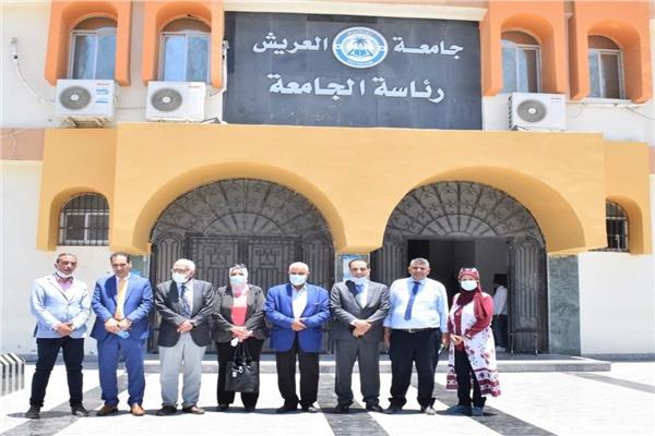 رئيس  جامعة العريش شمال سيناء يفقد مبني كلية  علوم الحاسبات والمعلومات بجامعة العريش