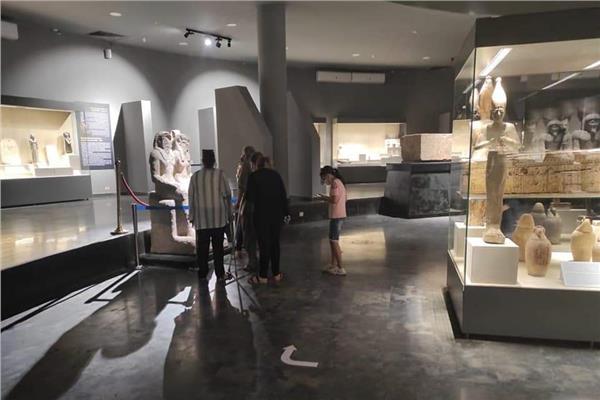 متحف كفر الشيخ يستقبل عدد من كبار السن 