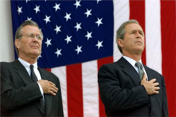 جورج بوش و دونالد رامسفيلد