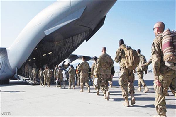  القوات الأمريكية تغادر قاعدة باجرام فى أفغانستان 