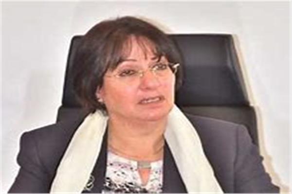 الدكتورة نادية العارف رئيس جامعة إسلسكا