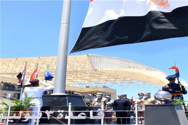 رئيس جامعة الأزهر يهنئ الرئيس السيسي بافتتاح قاعدة 3  يوليو البحرية