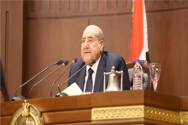 مجلس الشيوخ برئاسة المستشار عبد الوهاب عبد الرازق