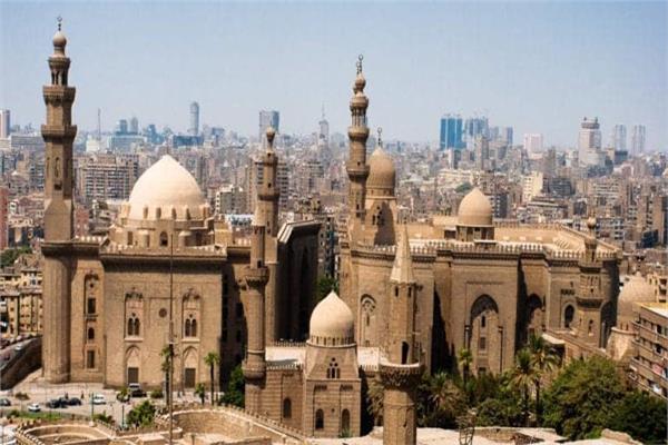 تشتهر القاهرة عبر العصور المختلفة بكثرة المساجد والمآذن