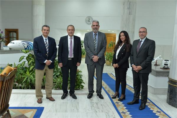 مصر للطيران تستقبل نائب رئيس الاتحاد الدولي للنقل الجوي IATA