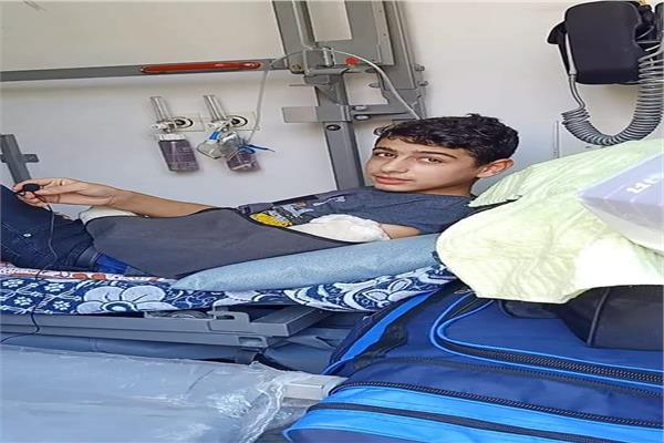عودة ٤ جرحي فلسطينين الي قطاع غزة بعد علاجهم في مستشفيات مصر
