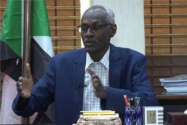  وزير الري والموارد المائية السودانى ياسر عباس