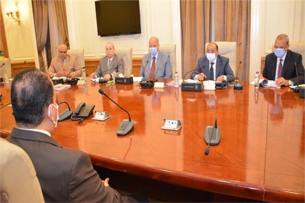 اللجنة العليا للقيادات بوزارة التنمية المحلية برئاسة اللواء محمود شعراوى