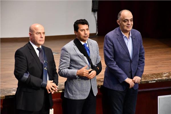 وزير الشباب والرياضة يشهد ختام المرحلة الأولى من مبادرة «رواد مصر»