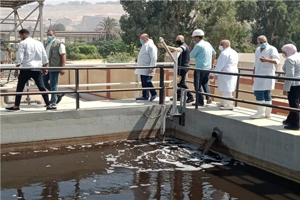 محافظ القاهرة وحدة معالجة الصرف الناتج عن مخلفات الذبح بمجزر البساتين