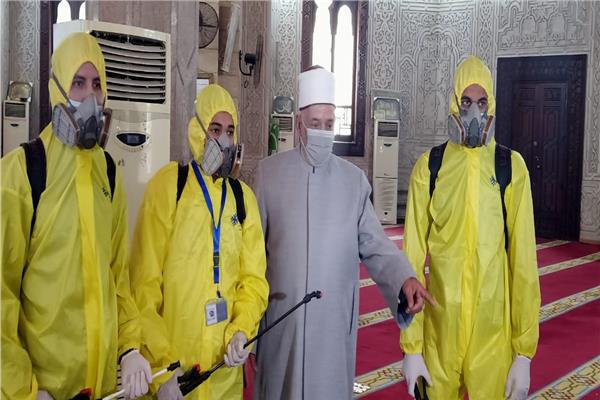 تكثيف تعقيم ونظافة مساجد الإسكندرية لصلاة العيد وتشديد الإجراءات الاحترازية  