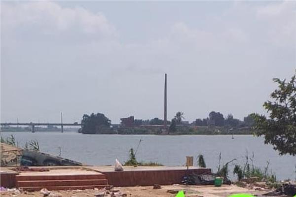 إزالة حالة تعدى على جسور النيل 